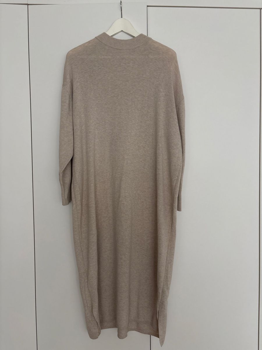 Robes: Langes Strickkleid – D'occasion à Buttisholz par Melsan