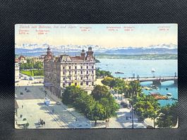 Zürich mit Bellevue, See und Alpen