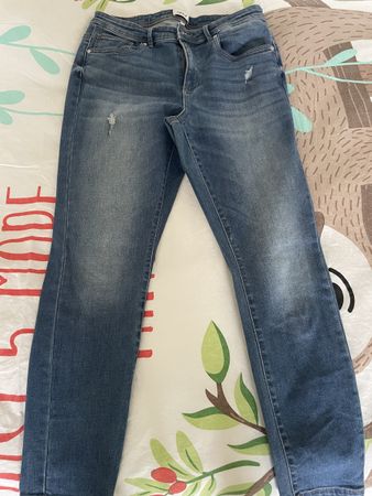 Jeans Only