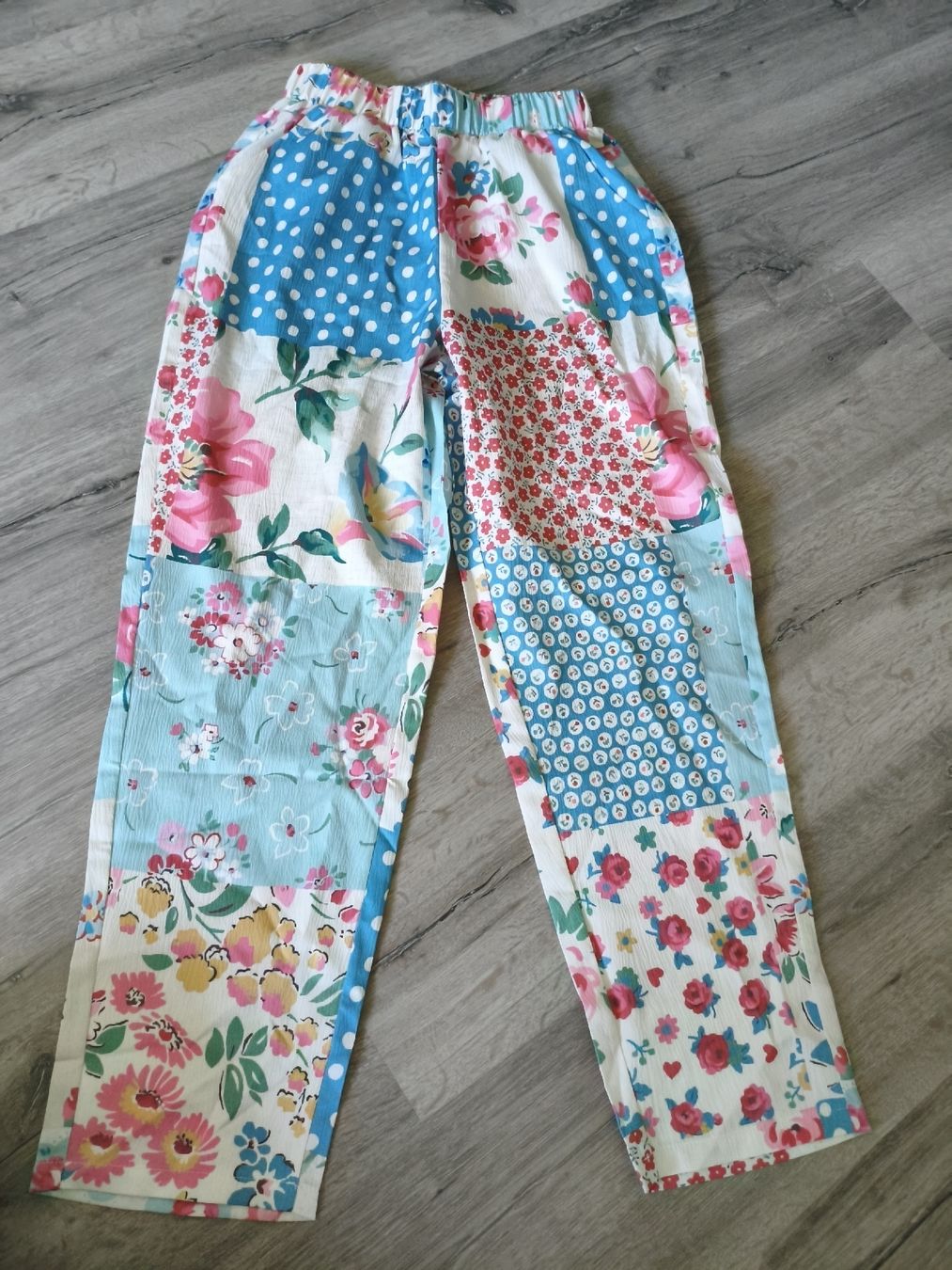 Pantaloni: Pantaloni donna patchwork a fiori taglia S cotone – Usato da Bioggio venduto da OresteIronix 2
