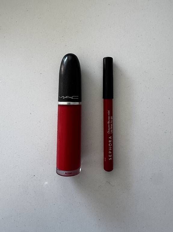 Maquillage: MAC Lipgloss + Sephora Lipliner  Rot | Set – D'occasion à Zürich par anjamug