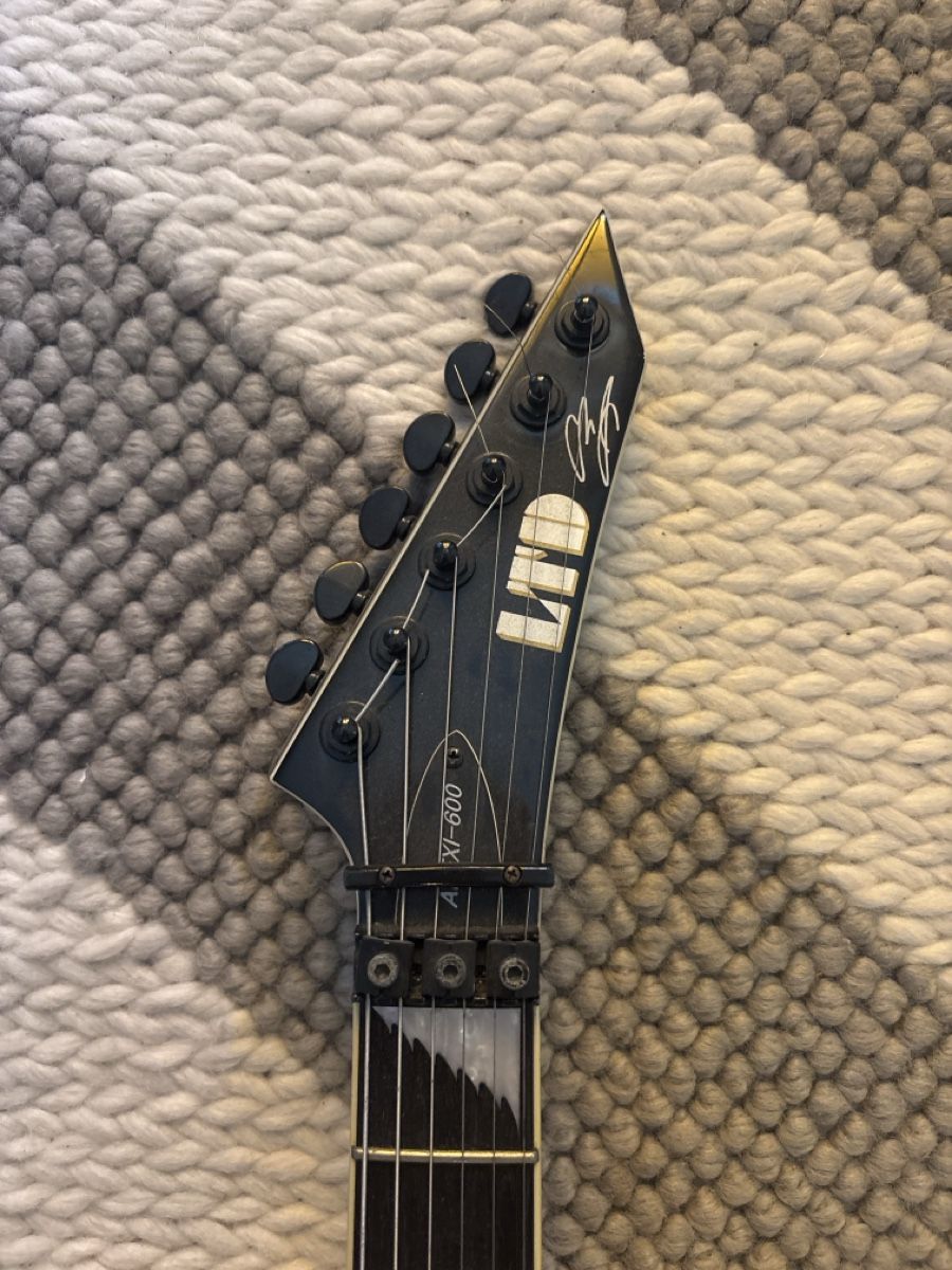 Esp Strumenti musicali: lTD ESP Alexi-600 – Usato da Luzern venduto da dom_g8dg 2