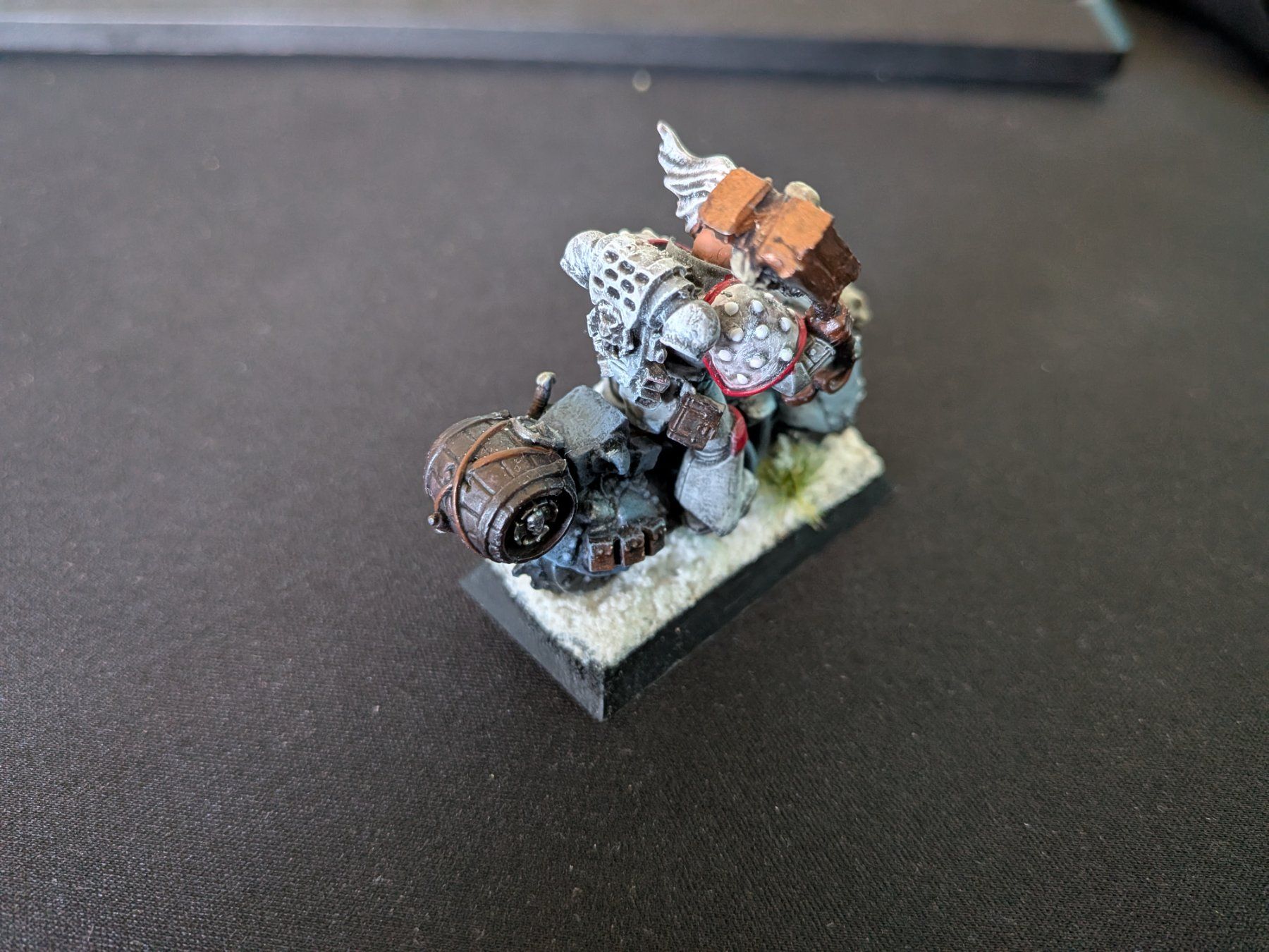 Giocattoli: Space Wolve Chaplain on metal Bike 30K/40K – Usato da Wangs venduto da rhodinium 1