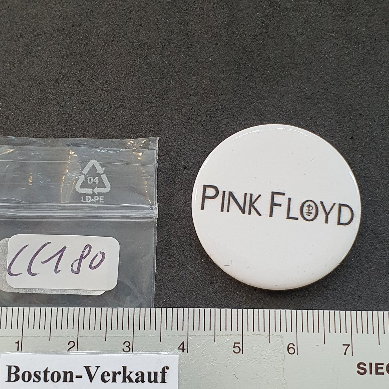 Placchette & Badge: CC180 - Pin /Button - Musik - PINK FLOYD – Usato da Reinach BL venduto da Boston-Verkauf