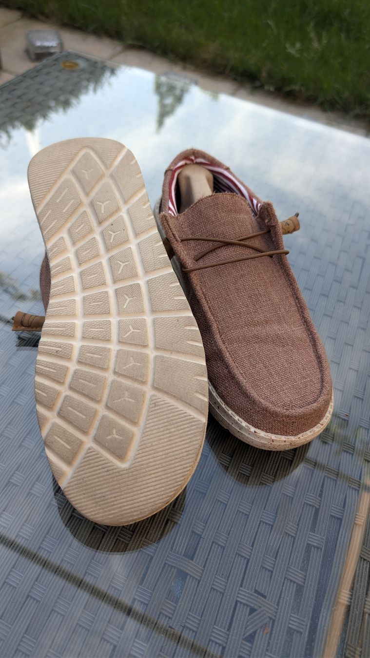 Scarpe da uomo: Bequeme Sommerschuhe Grösse 41  – Usato da Triesen venduto da NFL89 2