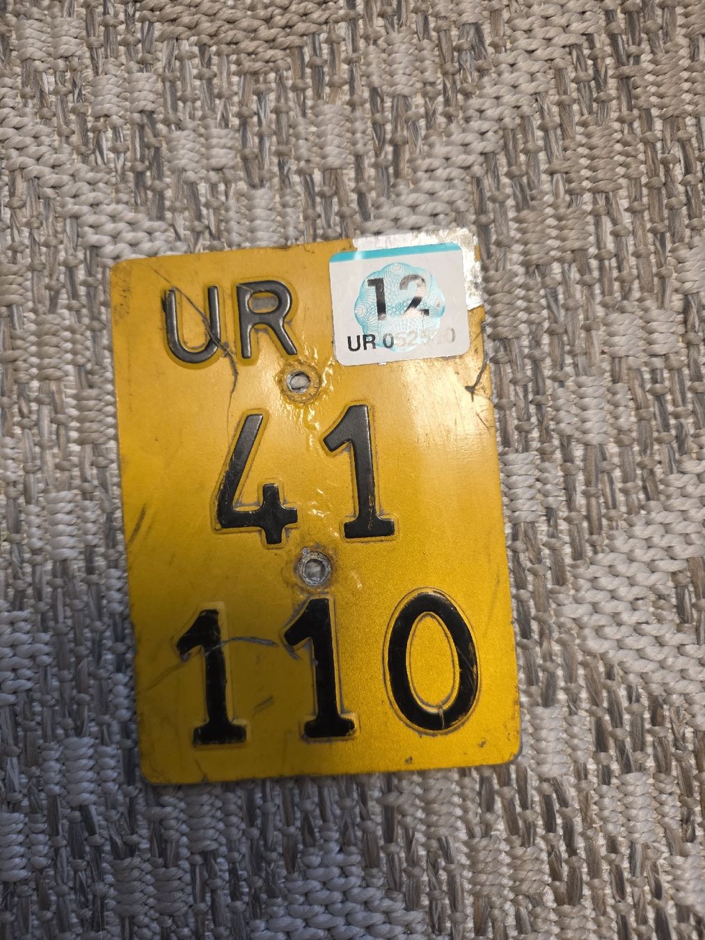 Schilder: Töflli Schild Nummernschild UR 41 110  – Gebraucht aus Dorf von Echo_Elements 1