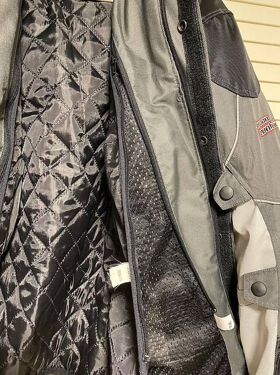 Giacche: Giacca moto da donna – Usato da Sementina venduto da mar_z6qx 3