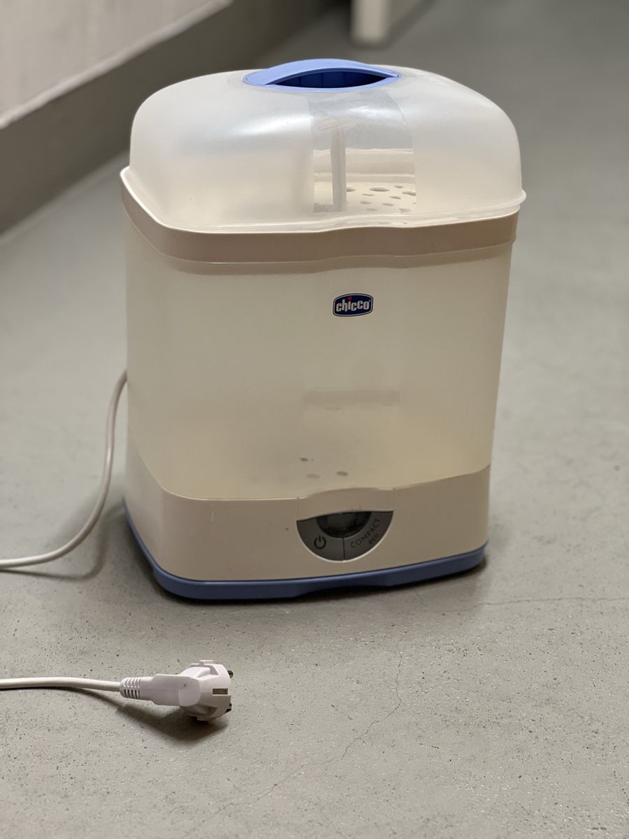 Chicco Repas pour bébés: Chicco Bottle Warmer and Sterilizer- EU plug – D'occasion à Watt par rmt07