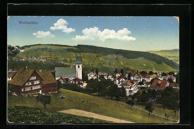 Cartoline postali: AK Wolfhalden, Ortsansicht mit Kirche – Usato da Berlin venduto da bartko-reher