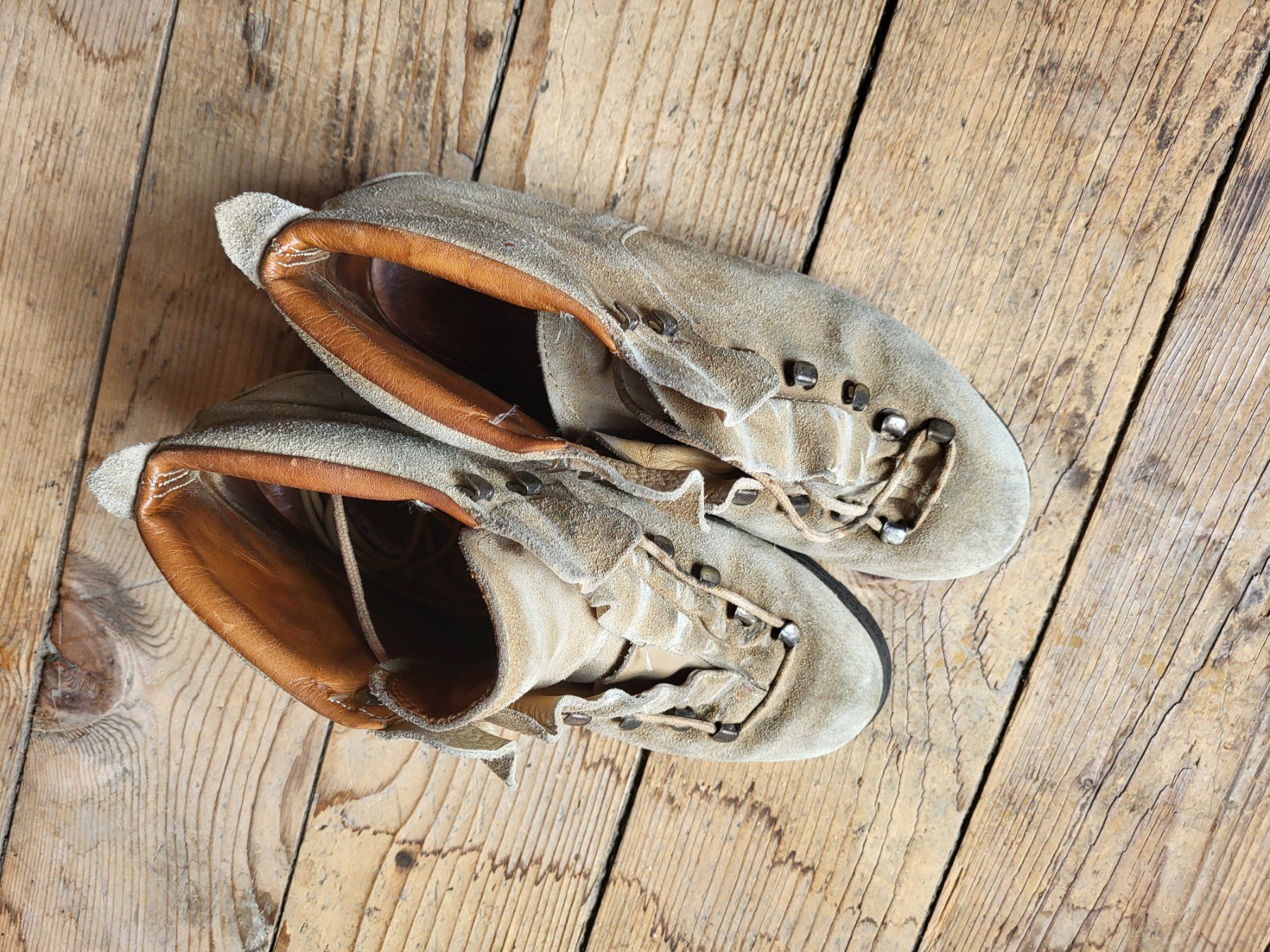 Scarpe da donna: Wanderschuhe – Usato da Flawil venduto da Uncristalized 5