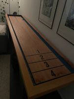 Shuffleboard Tisch mit Puck-Set gut erhalten