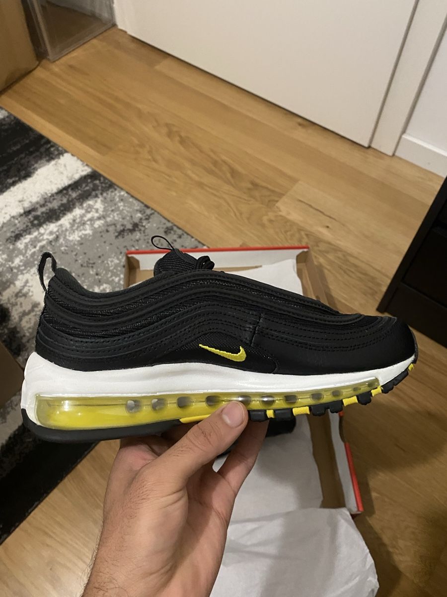 Nike Scarpe da uomo: Nike Air Max 97 Noir/Jaune – Nuovo e nell'imballaggio originale da Lausanne venduto da PANDA7