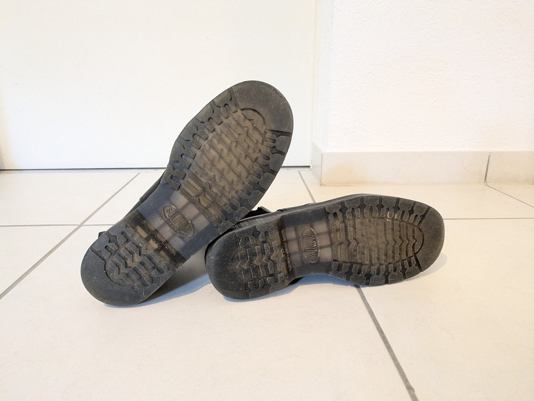 Solovair Scarpe da uomo: Bottes noires Solovair Black Greasy Boot – Usato da Bourguillon venduto da sellerfromtheweb 3