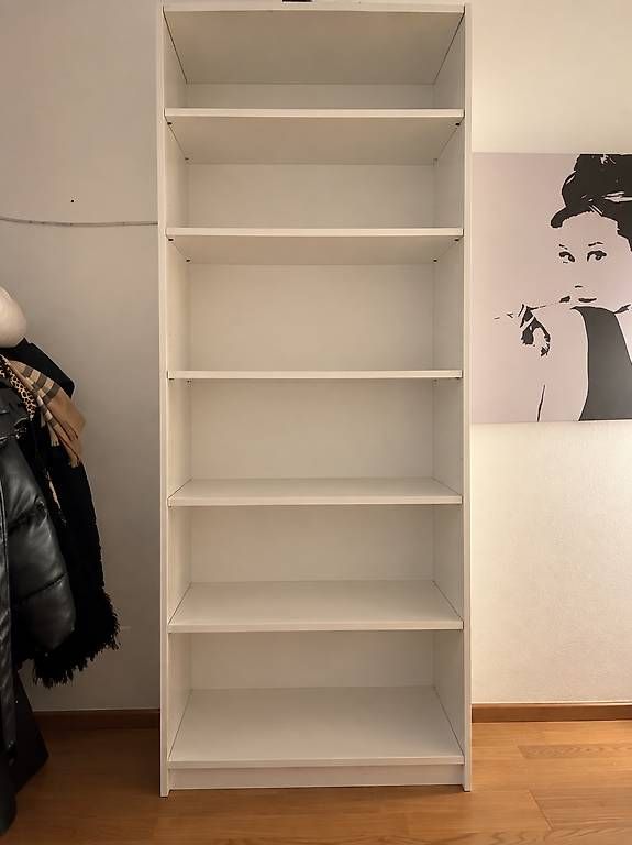 Scaffali: Armadio Ikea a 6 scaffali – Usato da Sonvico venduto da gai_6nt5