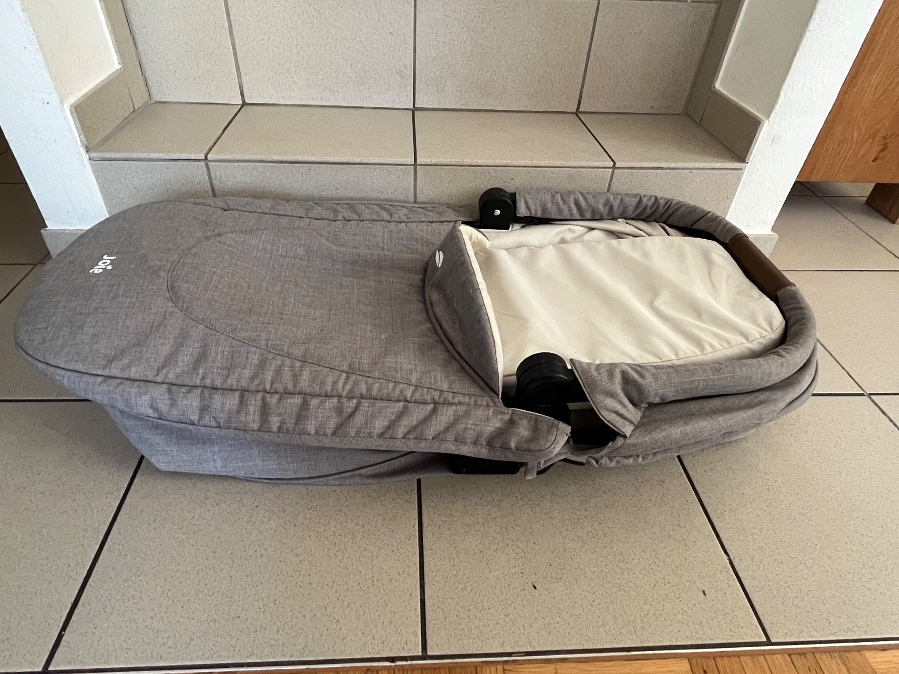Joie Bauch- & Rückentragen: Joie Babywanne Ramble XL – Gebraucht aus Liestal von Raifur 2