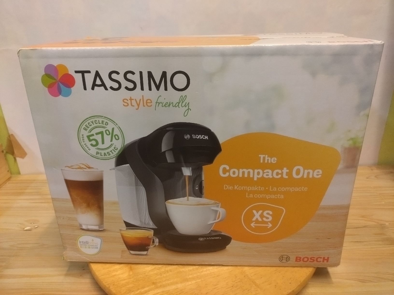 Bosch Macchine per caffè & Macchine per espresso: Machine à café Bosch Tassimo TAS112ECH noir neuf – Nuovo e nell'imballaggio originale da Farvagny-le-Grand venduto da LaCaverne 2