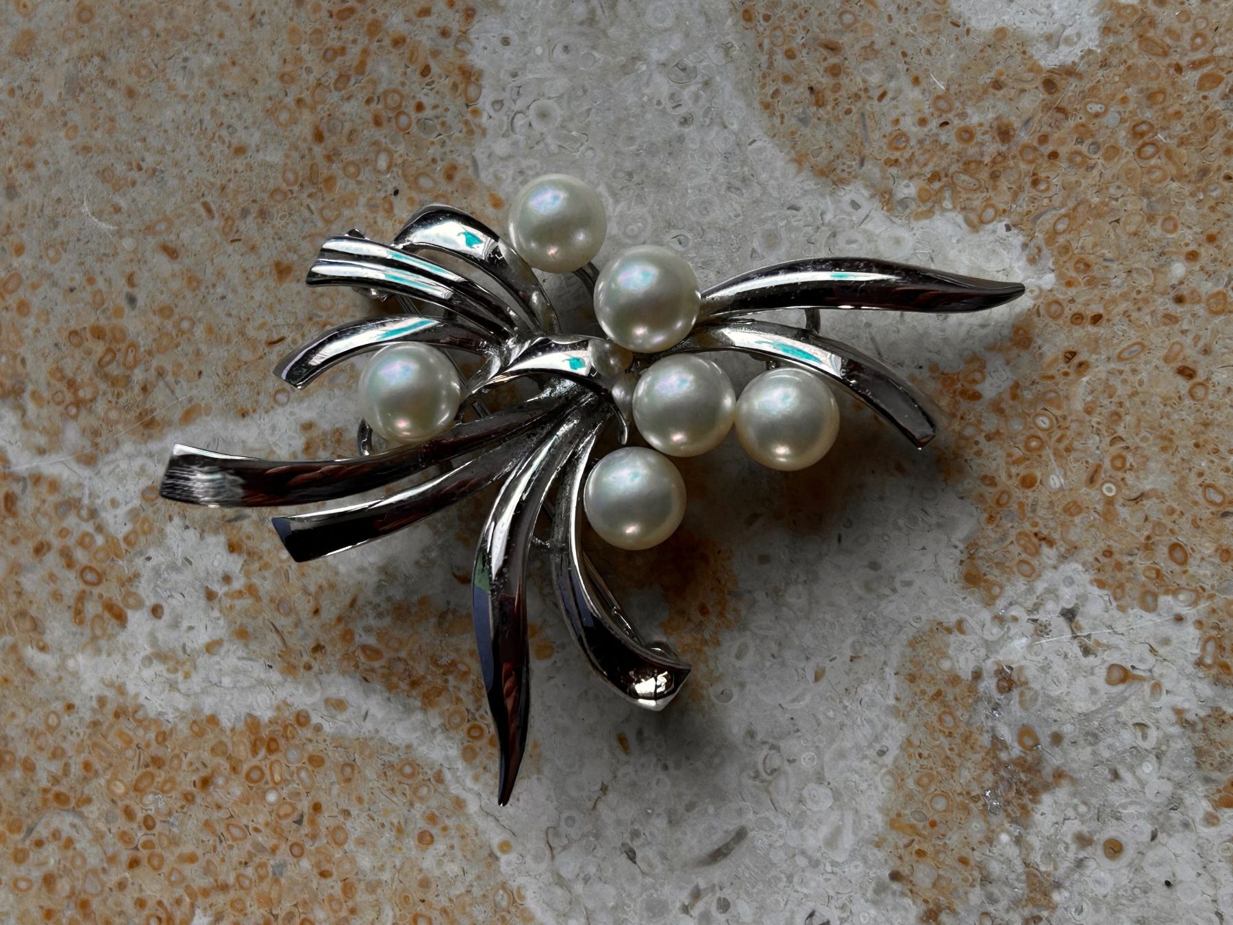 Broches & Aiguilles: Brosche mit Perlen, Vintage Schmuck – D'occasion à Laufen par Bellavitaboom 6