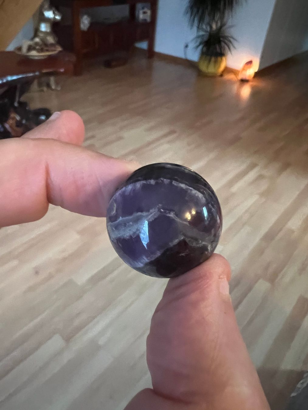 Minéraux & Lithothérapie: BOULE D'AMETHYSTE – D'occasion à Epautheyres par Pyclas 1