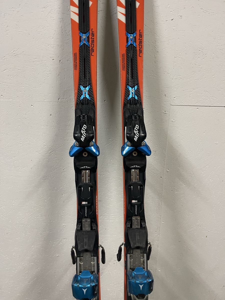 Atomic Skis: Atomic Redstar 175cm – Gebraucht aus Murten von Ski-Outlet 2
