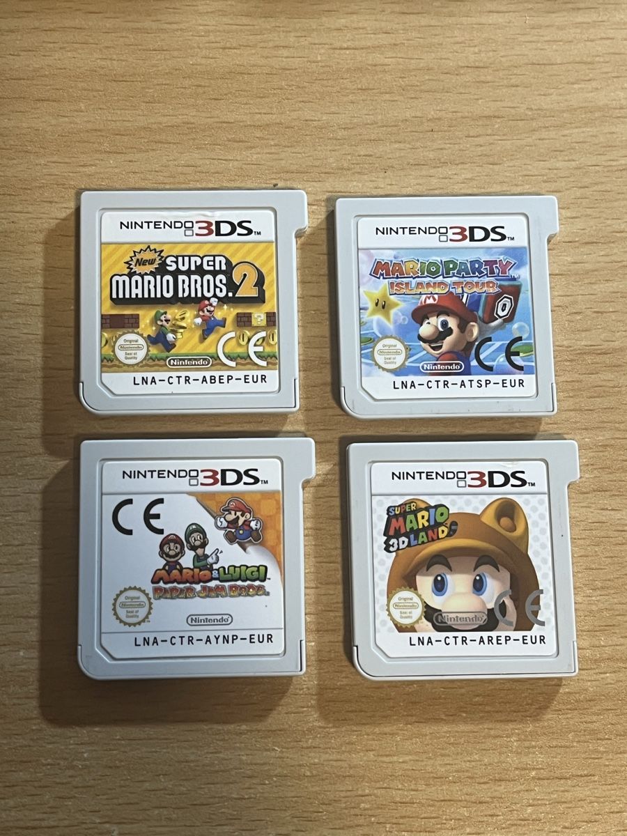 Nintendo Spiele: 4 Nintendo 3DS Mario Spiele Set – Gebraucht aus Dielsdorf von RetroMeister