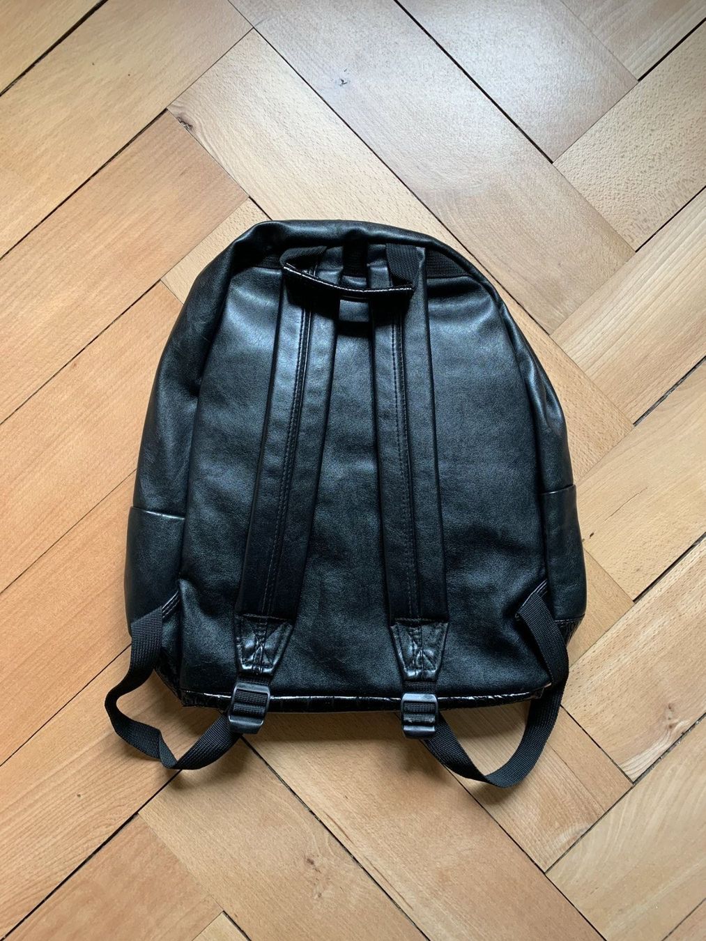 Sacs à dos: MI-PAC - Leder Rucksack schwarz – D'occasion à Zürich par Diazaio 2