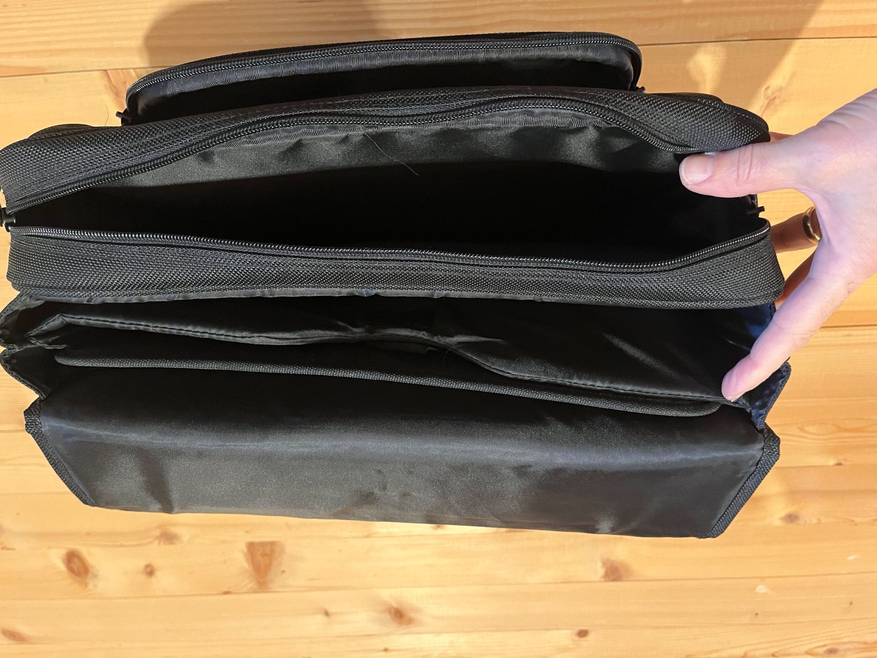 Borse: Laptoptasche – Usato da Adliswil venduto da Sphinx 3