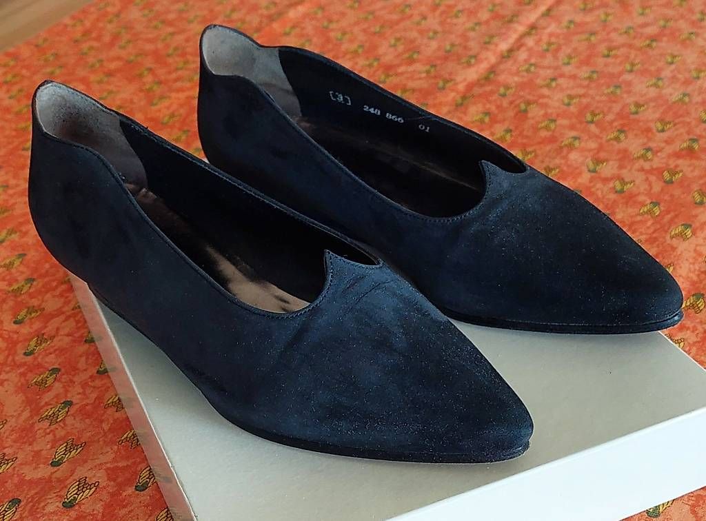 Scarpe da donna: Chaussures italiennes taille 36 – Usato da Tschugg venduto da uldrypr