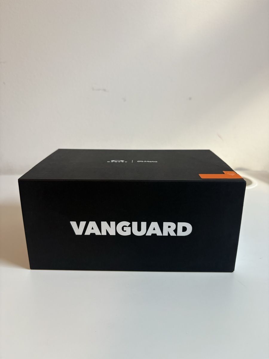 Oakley Lunettes & Verres: Oakley Vanguard Meta Glasses White or Black – Neuf avec emballage d'origine à Breganzona par san_mc9w