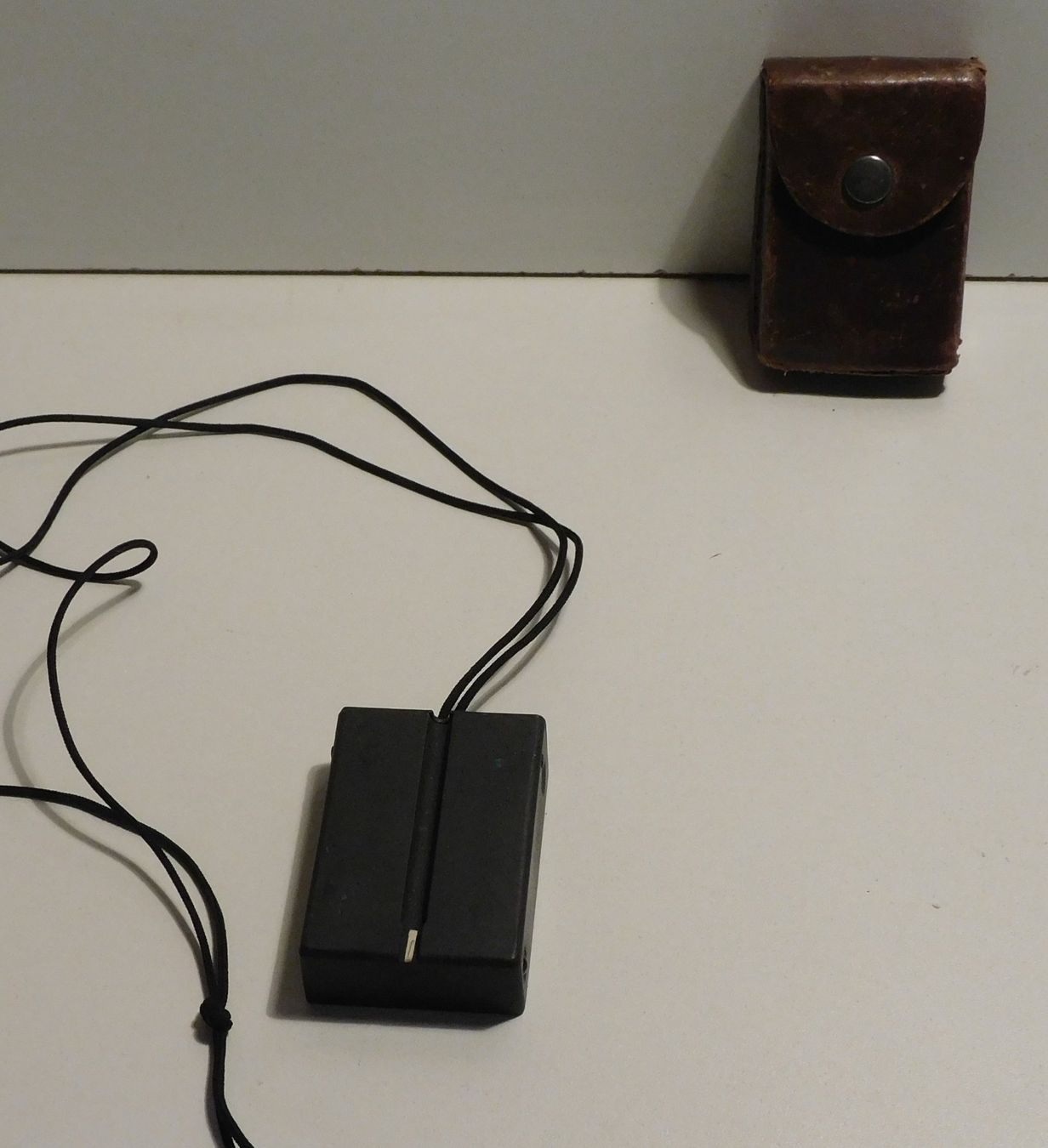 GPS & Strumenti di misurazione: Kompass alter Militärkompass mit Leder - Case – Usato da Sursee venduto da 76 1
