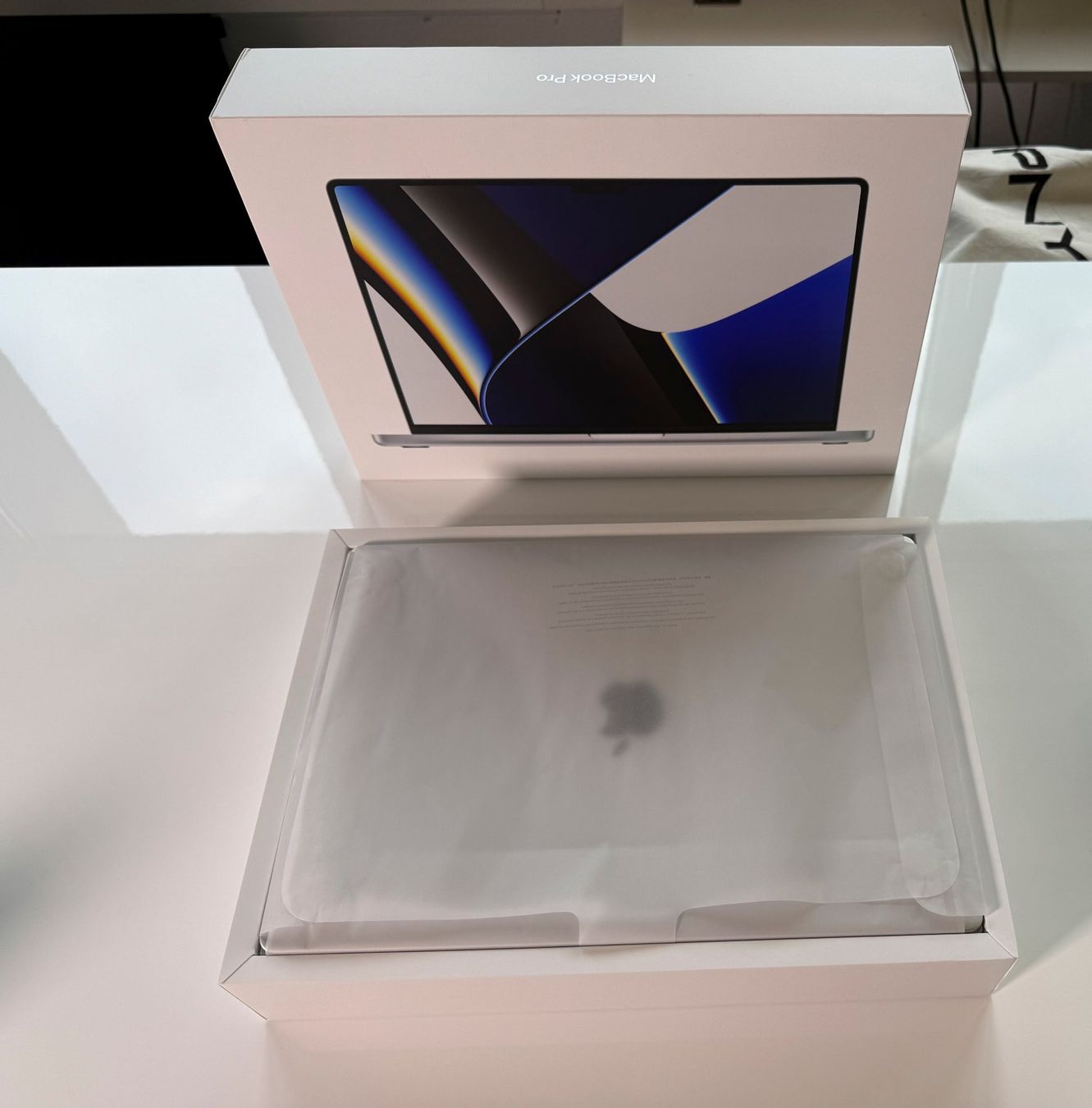 Apple Notebook: Top Angebot Apple MacBook Pro 16" M1 Max Fabrikneu – Nuovo (secondo la descrizione) da Steinmaur venduto da Hzimtstern 2