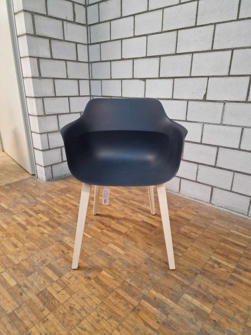 Poltrone: Brunner Crona Light - Kunststoffsessel schwarz – Nuovo (secondo la descrizione) da Urtenen-Schönbühl venduto da brunner-ag