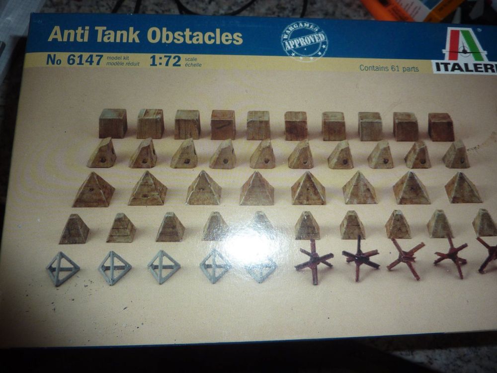 Italeri 6147 - Ostacoli Anticarro In Plastica Scala 1:72 Per Diorami - Seconda Guerra Mondiale