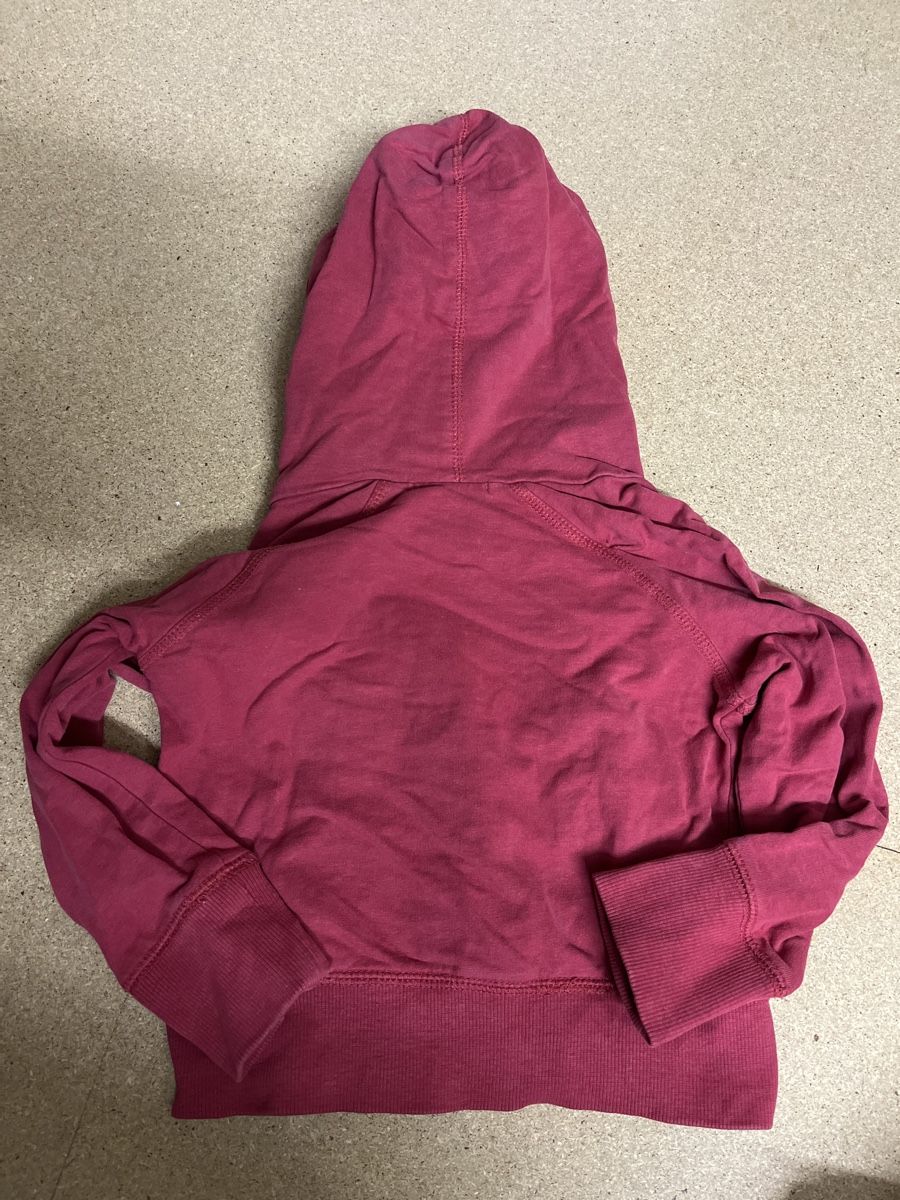 Maglioni & Felpe: Pullover ca.98 Kapuzenpullover – Usato da Andelfingen venduto da estark 3