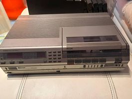 Philips Video 2000 Perfettamente funzionante + videocassette