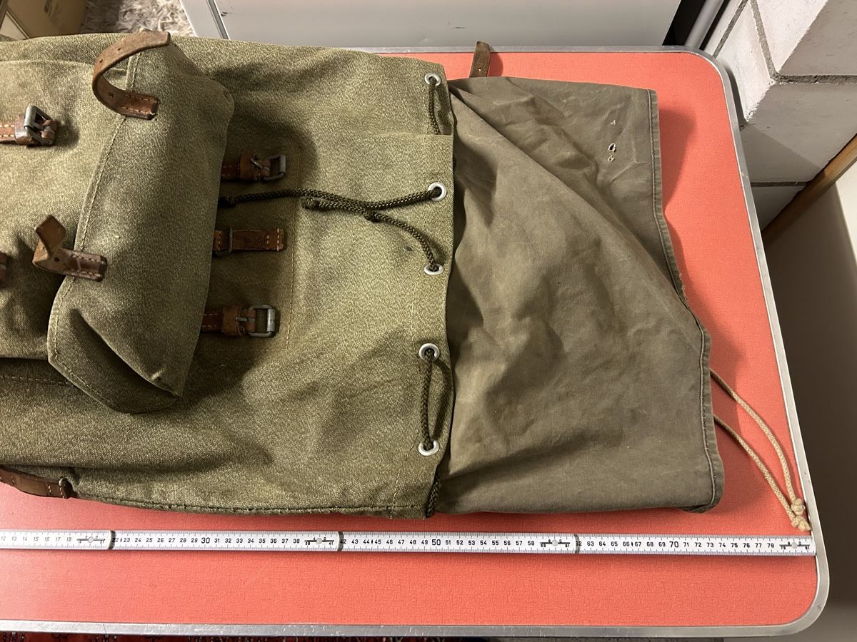 Schweizer Armee Rucksäcke: Armeerucksack, Schweizer Militär, Vintage! – Gebraucht aus Lanzenhäusern von vic63 8