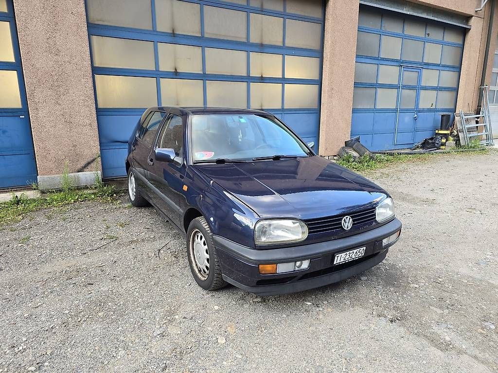 Autos: Vendo Vw Gol  – D'occasion à Bellinzona par ele_ryh2 1
