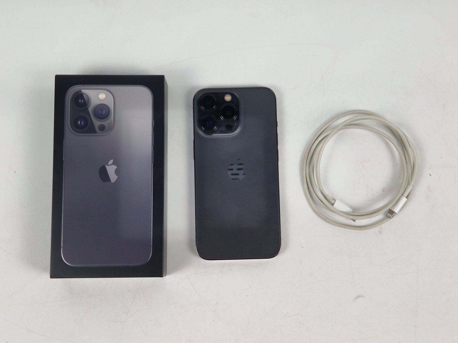 Apple Telefoni cellulari / Smartphones: Smartphone iPhone 13Pro – Usato da Muhen venduto da Restwert_Muhen
