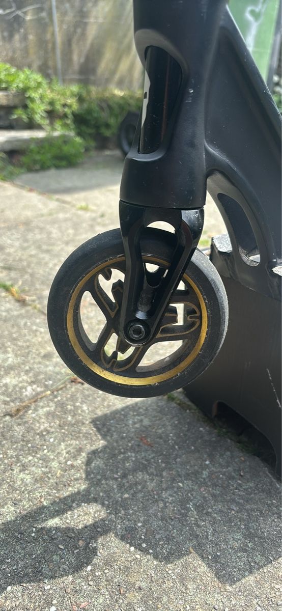 Scooter: Custom Pro Scooter – Usato da Küsnacht ZH venduto da Reduc 3