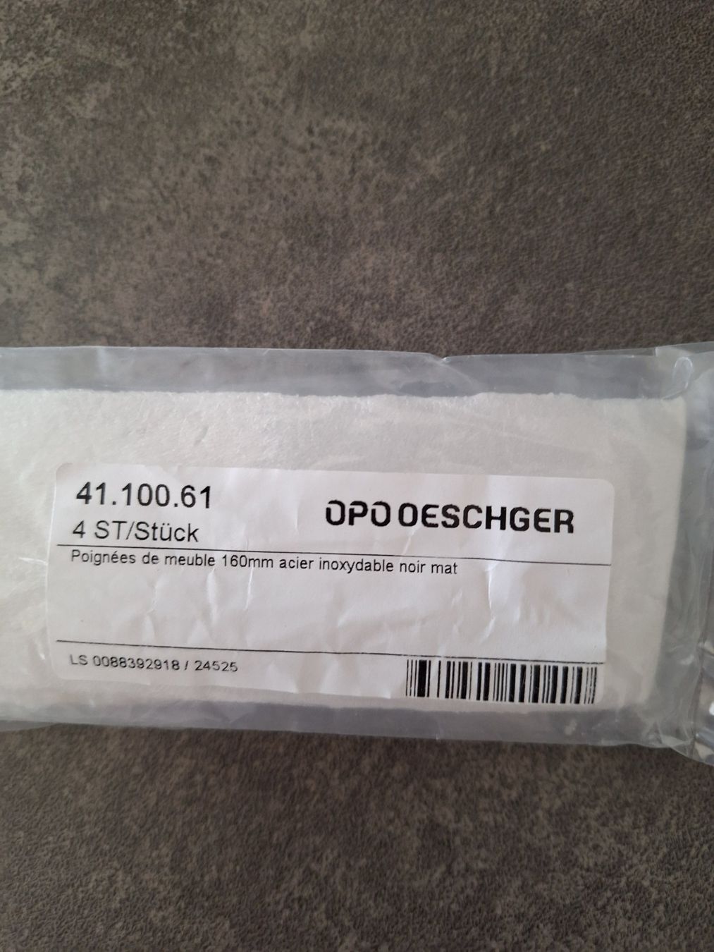 Opo Oeschger Eisenwaren: 2 Poignées Inox de meuble avec vis – Gebraucht aus Val-d'Illiez von illiez 1