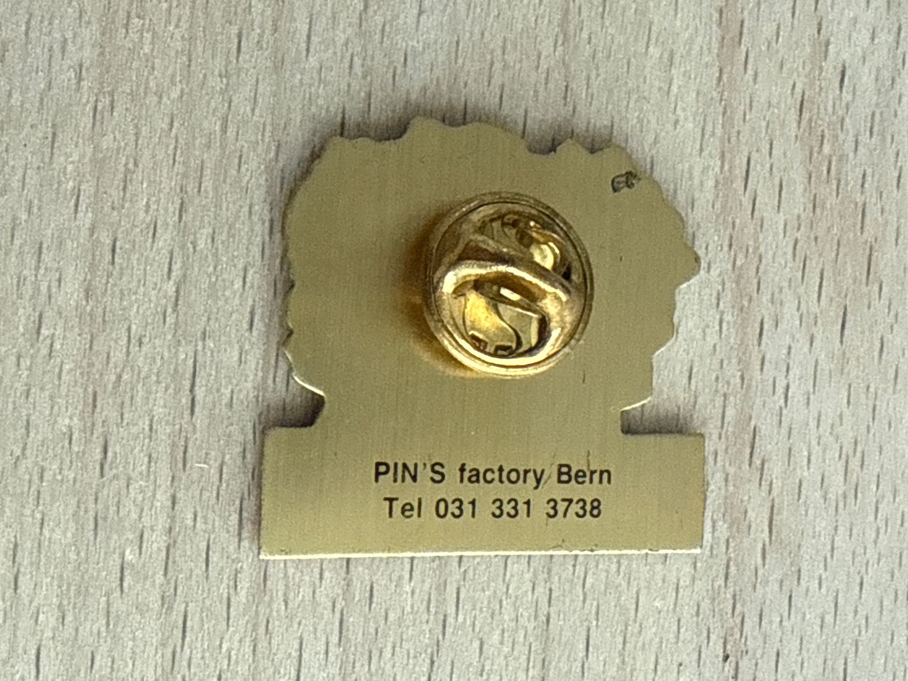 Plaquettes & Badges: Pin Radio Grischa – D'occasion à Glattbrugg par Schweigmatt 1