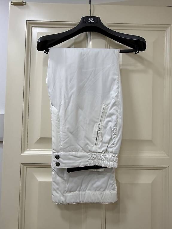 Colmar Completi & Tailleur: Tuta da sci Colmar taglia 46 da donna – Nuovo (secondo la descrizione) da Pregassona venduto da ari_ycp7 1