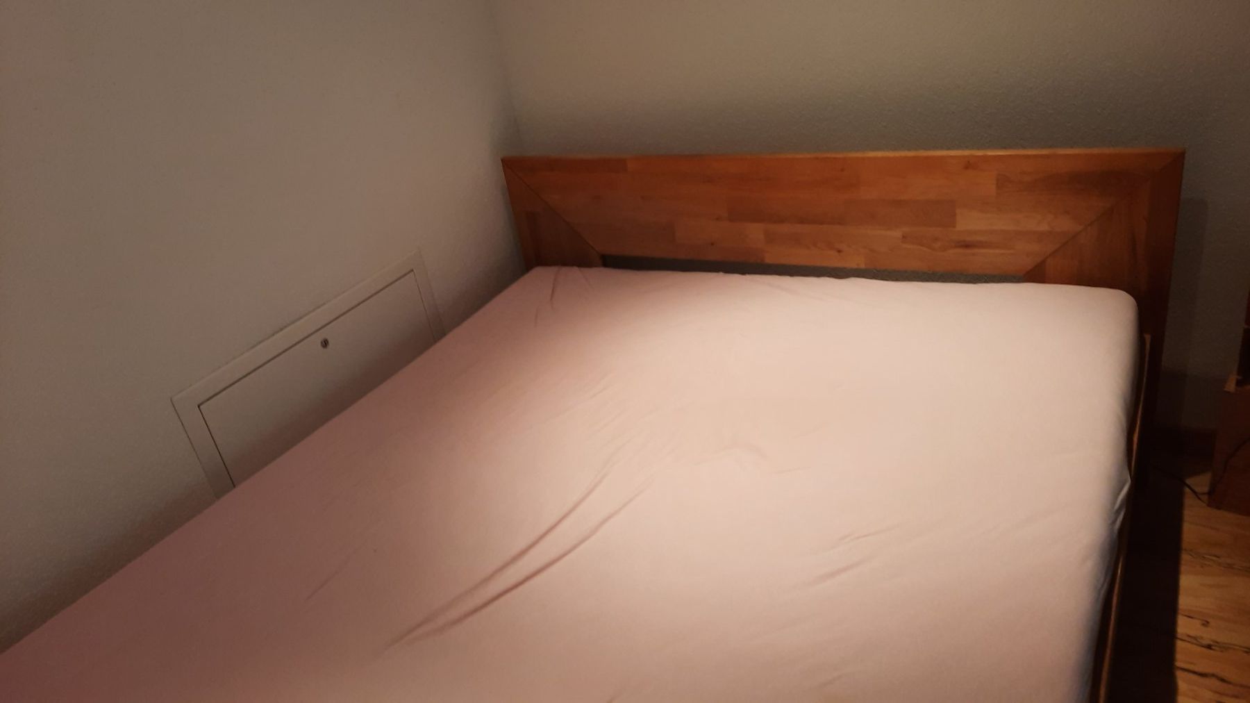 Letti: Bett 140x200 cm mit Lattenrost – Usato da Neudorf venduto da Alpha137 1