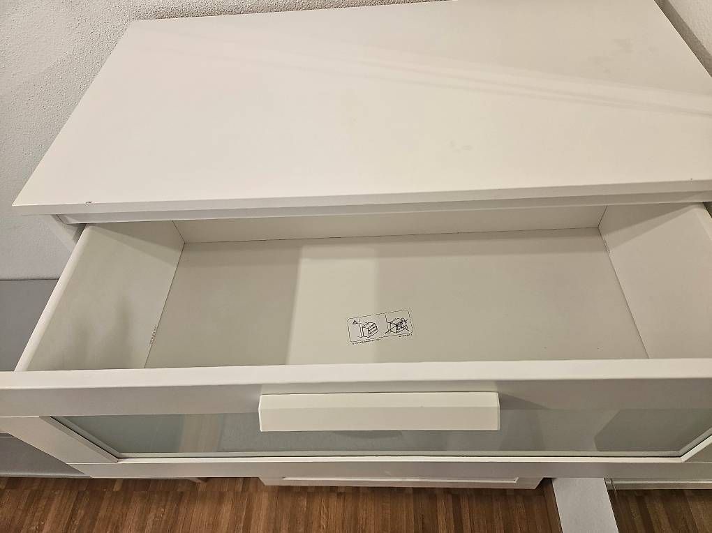 Ikea Cassettiere: Ikea BRIMNES Kommode mit Schubladen, weiss – Usato da Zürich venduto da ste_j22s 2
