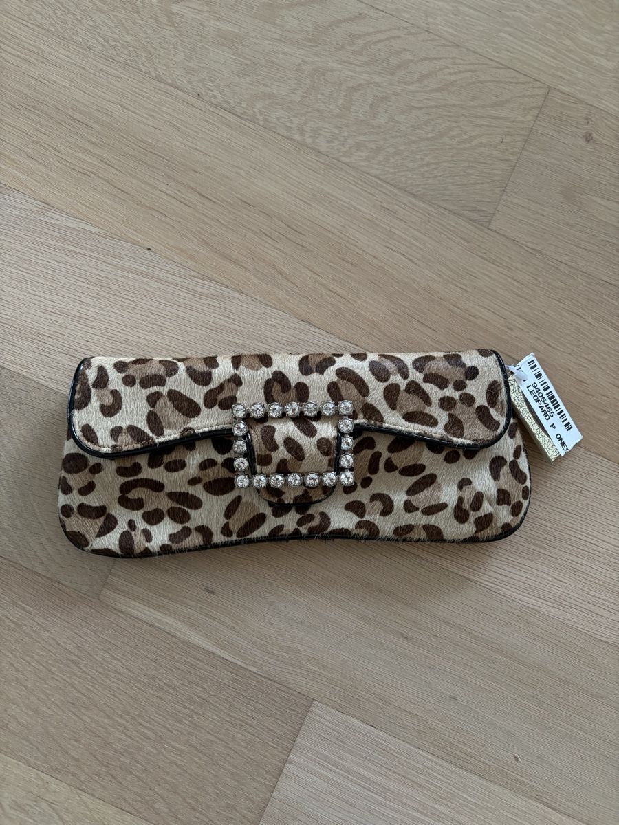 Steve Madden Taschen für Damen: Steve Madden Leopard Print Clutch – Neu und originalverpackt aus Gams von ajd_b2hl