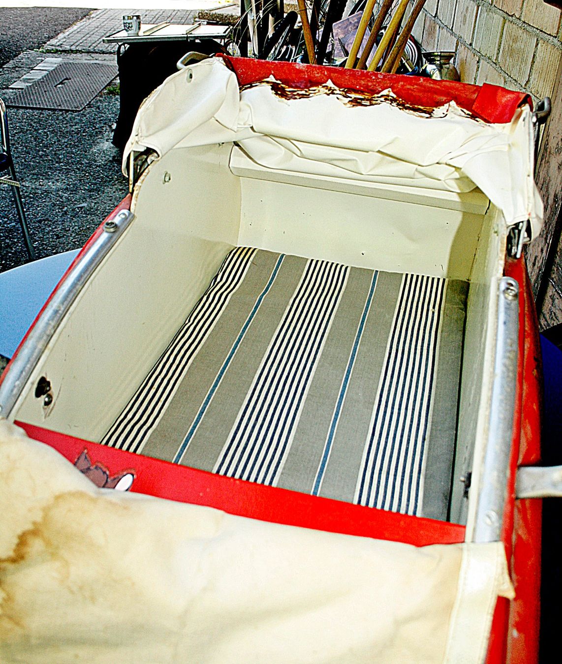 Carrozzine per bambole: Puppenwagen Blech antik – Usato da Baar venduto da 2cvbaar 5