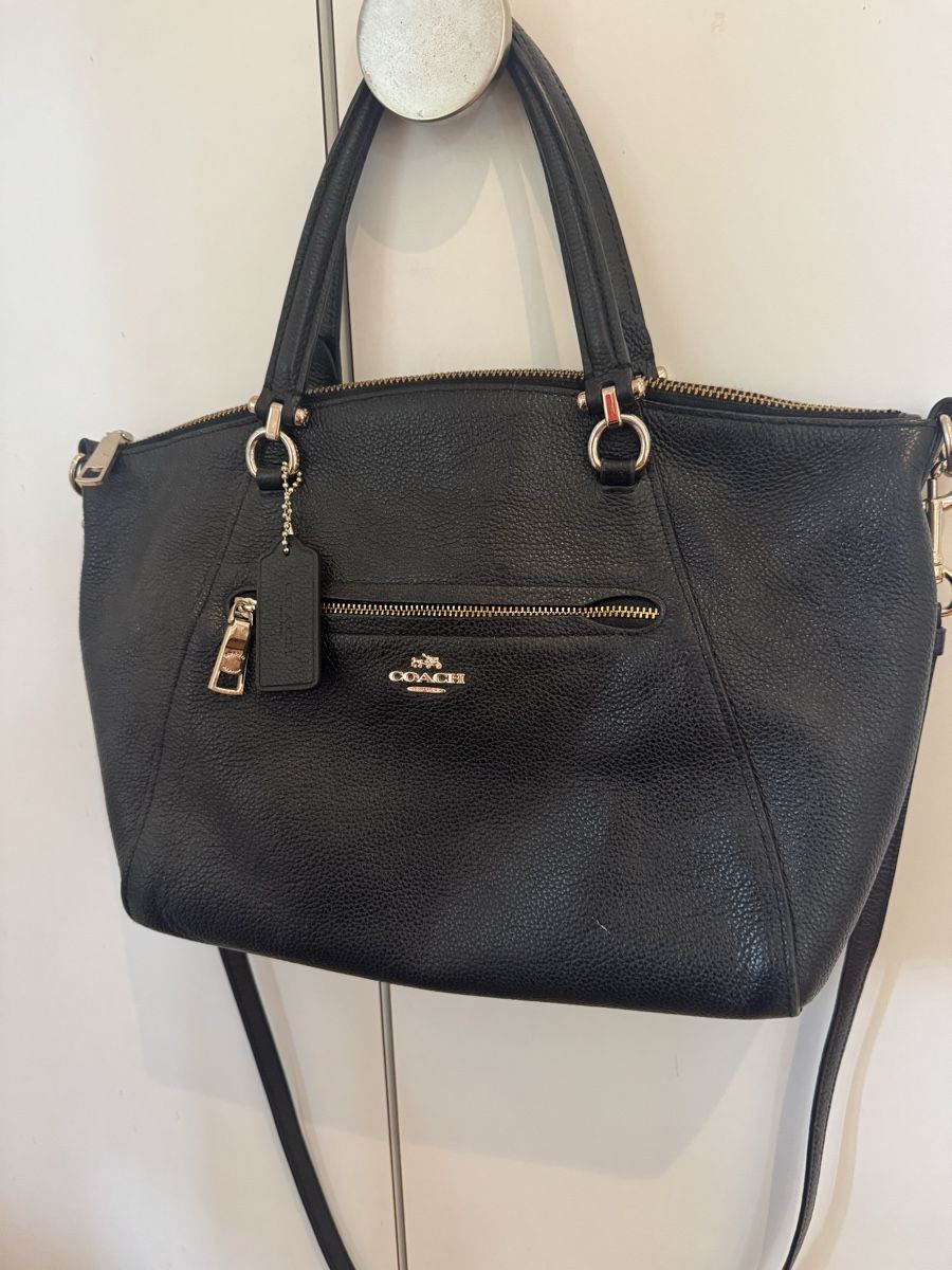 Coach Borse da donna: Coach Black Leather Handbag with Strap - Great Condition – Usato da Küsnacht ZH venduto da lia_lf7y 1