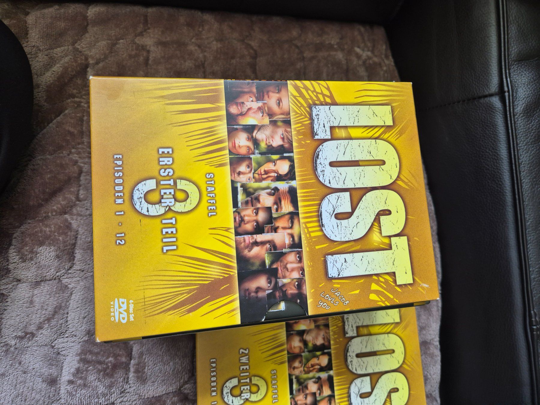 Tutti i DVDs: LOST DVD-Box, Staffel 1-3 – Usato da Zürich venduto da M0ZA 3