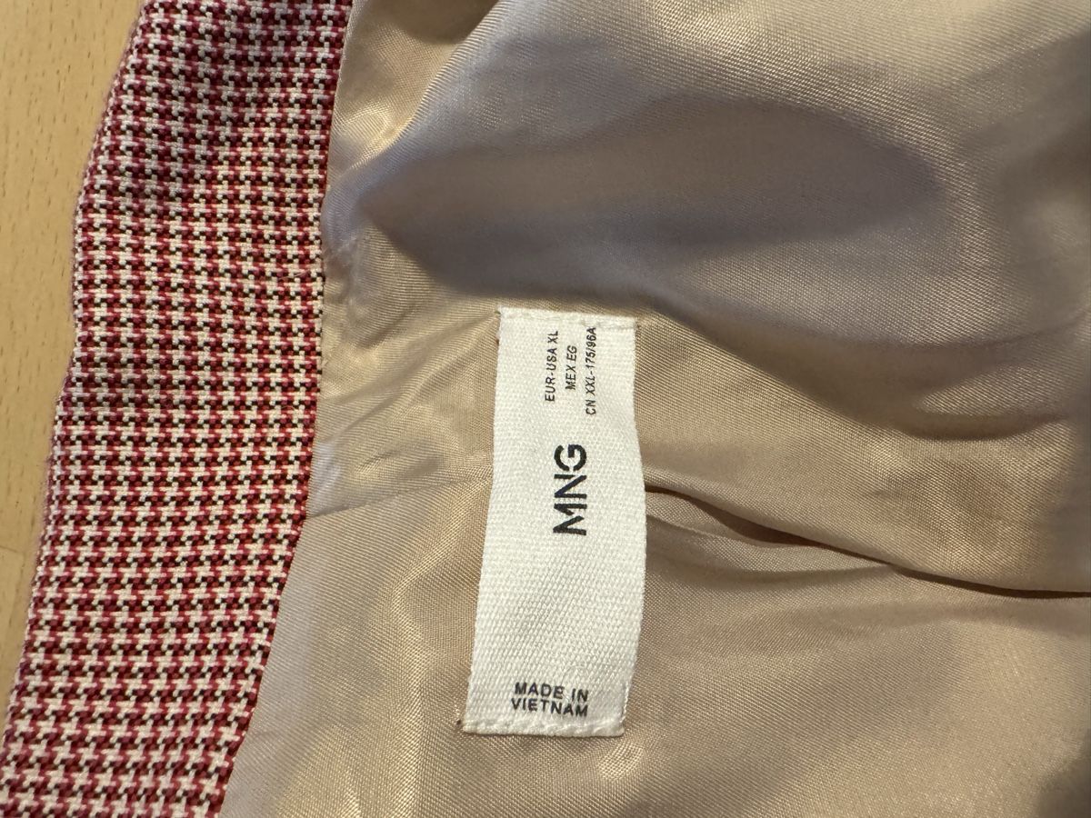 Mango Vestes: Blazer Mango Grösse 42/44 – D'occasion à Uster par twinkle03 3