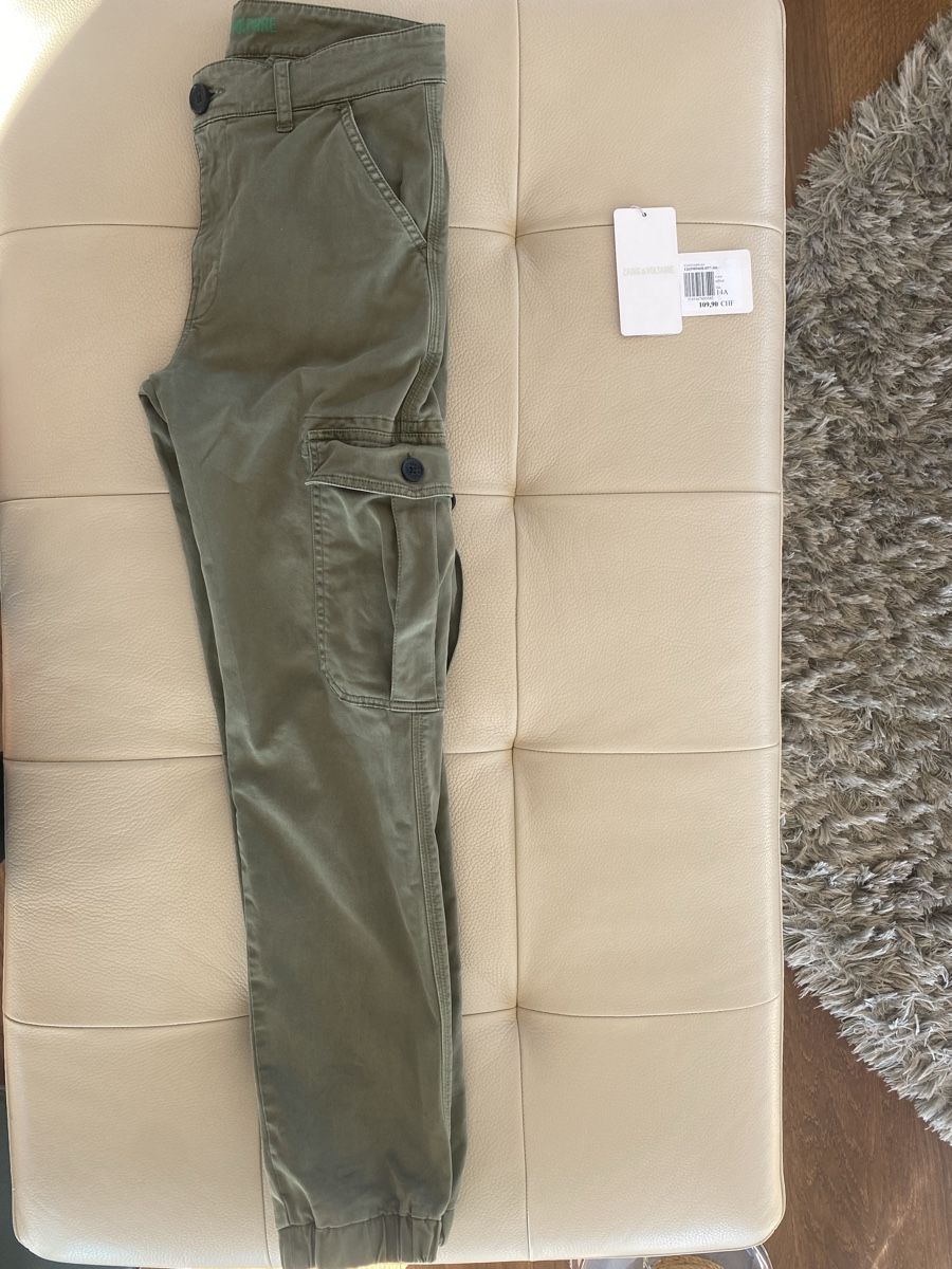 Zadig & Voltaire Pantaloni: Zadig & Voltaire Cargohose olive Size 14A-S – Nuovo (secondo la descrizione) da Meggen venduto da 6003Luzern 8