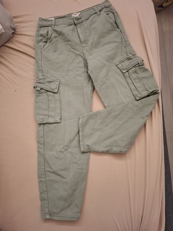 Pantalon Cargo Levi's Vert Olive Taille 26 - État Top!